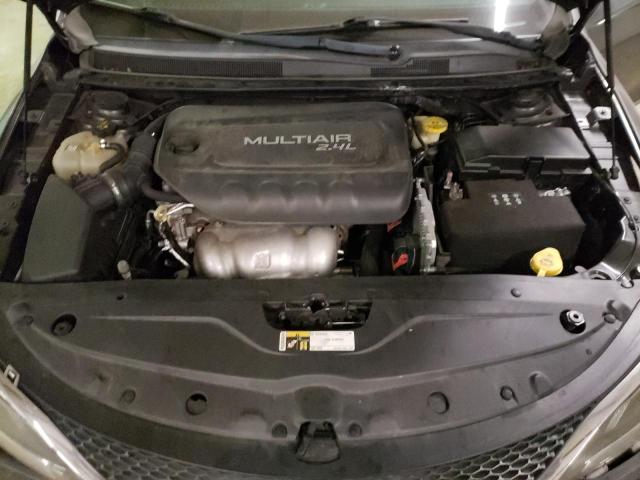 Photo 11 from auction – 2016 CHRYSLER 200 LIMITE with VIN 1C3CCCAB5GN156879