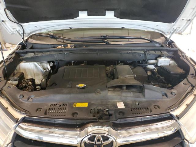 Photo 12 from auction – 2014 TOYOTA HIGHLANDER with VIN 5TDBKRFH0ES014098