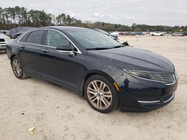 Photo 4 from auction – 2016 LINCOLN MKZ with VIN 3LN6L2G92GR629136