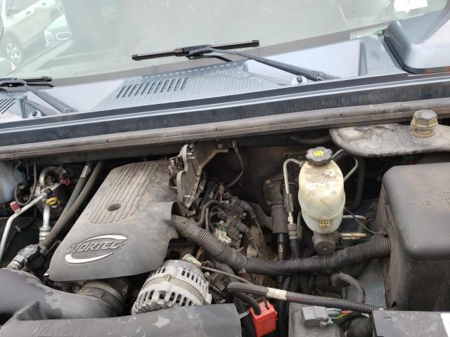 Photo 12 from auction – 2006 HUMMER H2 with VIN 5GRGN23U56H118516