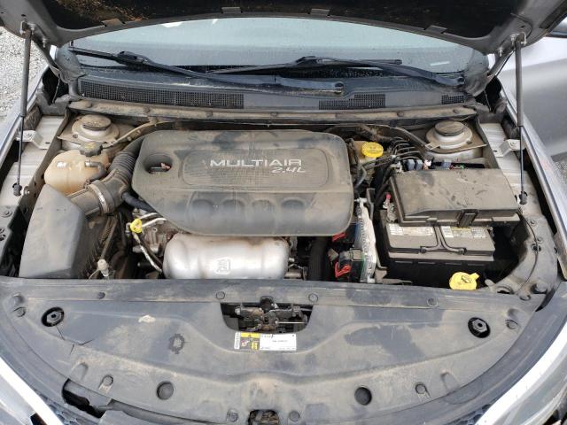 Photo 11 from auction – 2016 CHRYSLER 200 LIMITE with VIN 1C3CCCAB6GN128153