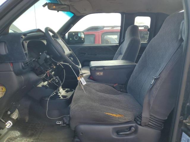 صورة رقم 7 من المزاد - 2000 DODGE RAM 2500 مع VIN 1B7KF23W5YJ181654