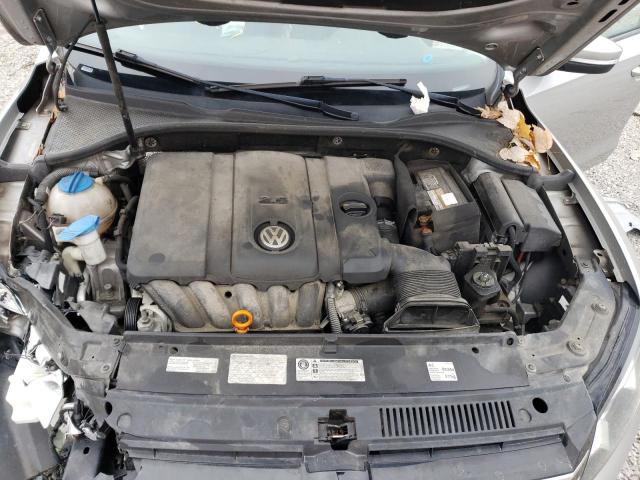 Photo 11 from auction – 2013 VOLKSWAGEN PASSAT S with VIN 1VWAH7A39DC101201