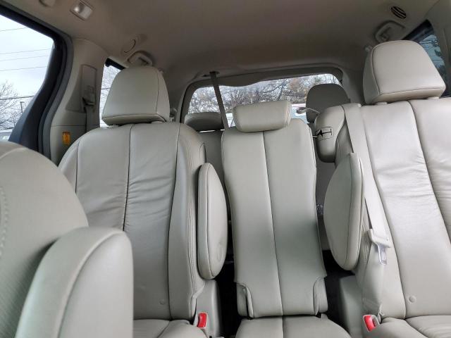 Photo 10 from auction – 2011 TOYOTA SIENNA XLE with VIN 5TDYK3DC4BS084987