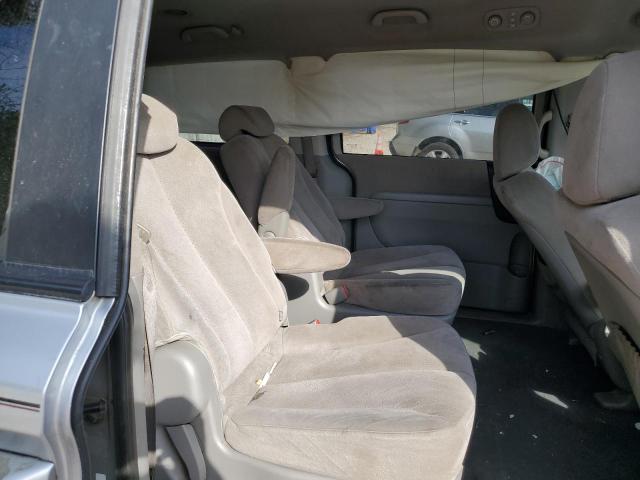 Photo 11 from auction – 2008 HYUNDAI ENTOURAGE with VIN KNDMC233X86048818
