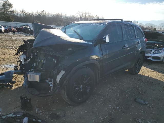 TOYOTA HIGHLANDER 2019 with VIN 5TDKZRFHXKS332043 - Photo from auction
