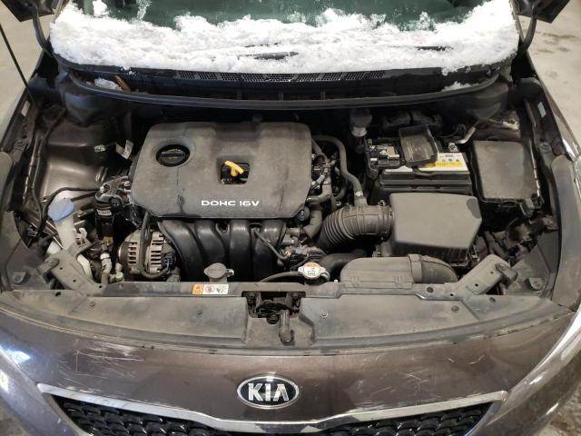 Photo 11 from auction – 2017 KIA FORTE LX with VIN 3KPFK4A76HE145943