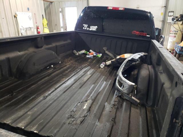 Photo 10 from auction – 2005 GMC SIERRA K25 with VIN 1GTHK24U55E337800