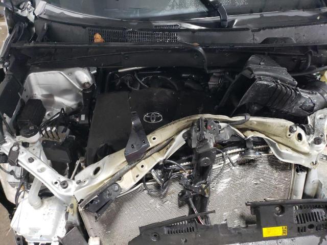 Photo 12 from auction – 2018 TOYOTA HIGHLANDER with VIN 5TDJZRFH9JS554941