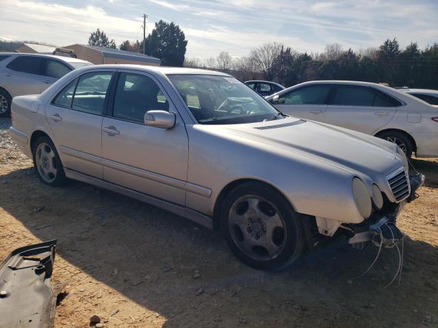 Photo 4 from auction – 2002 MERCEDES-BENZ E 430 with VIN WDBJF70J82B420003