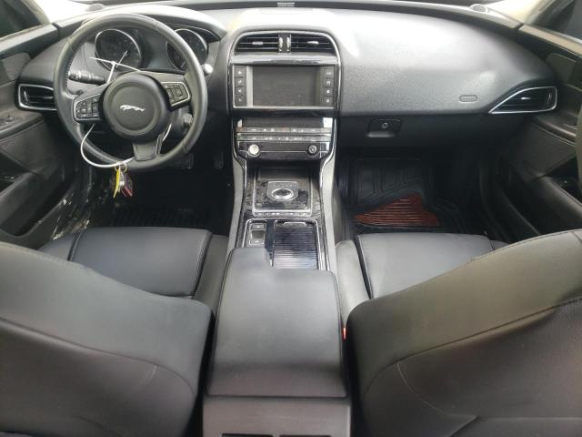 Photo 8 from auction – 2018 JAGUAR XE with VIN SAJAR4FX1JCP39207