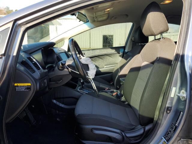 Photo 7 from auction – 2017 KIA FORTE LX with VIN 3KPFL4A73HE025093