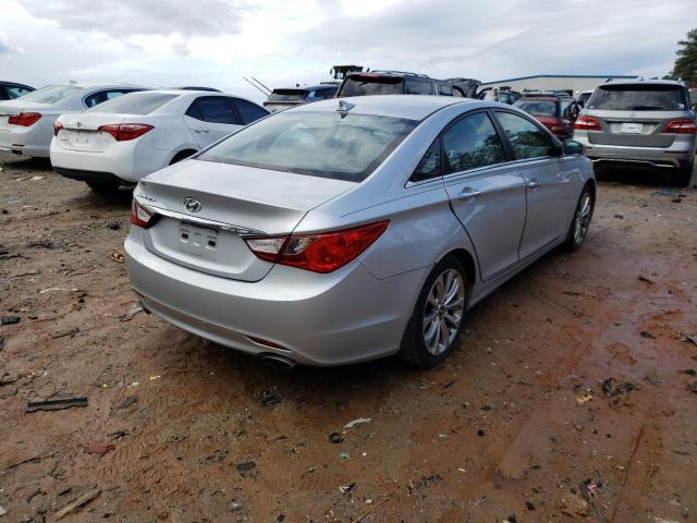 Photo 3 from auction – 2013 HYUNDAI SONATA SE with VIN 5NPEC4AC4DH588748