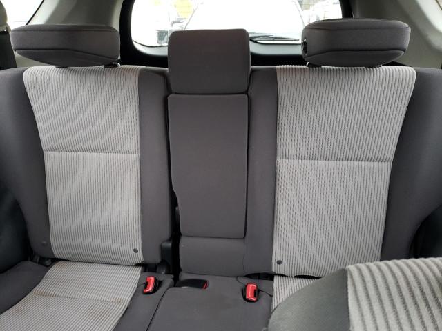 Photo 10 from auction – 2015 TOYOTA RAV4 LE with VIN JTMBFREV3FD114317