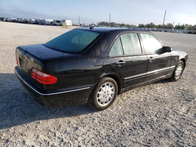 Photo 3 from auction – 2001 MERCEDES-BENZ E 320 with VIN WDBJF65J71B376786