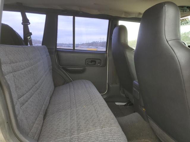 Photo 11 from auction – 2001 JEEP CHEROKEE S with VIN 1J4FT48S01L537105