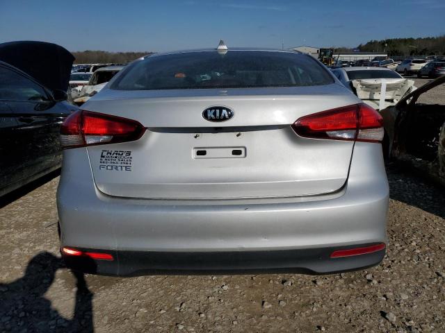 Photo 6 from auction – 2018 KIA FORTE LX with VIN 3KPFL4A78JE239843