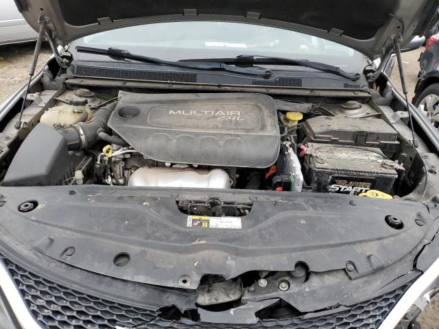 Photo 11 from auction – 2015 CHRYSLER 200 LIMITE with VIN 1C3CCCAB3FN622954
