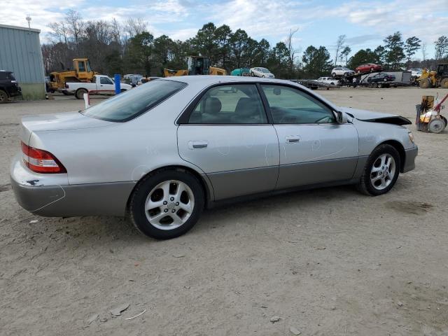 Photo 3 from auction – 2001 LEXUS ES 300 with VIN JT8BF28G810330683