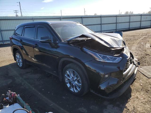 Photo 4 from auction – 2022 TOYOTA HIGHLANDER with VIN 5TDXBRCH8NS554311