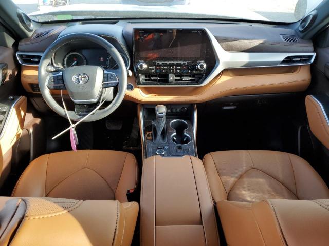 Photo 8 from auction – 2021 TOYOTA HIGHLANDER with VIN 5TDFZRBHXMS134069