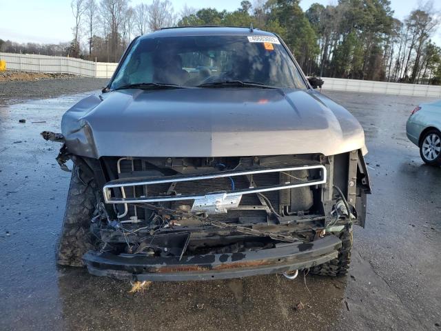 Photo 5 from auction – 2011 CHEVROLET TAHOE K150 with VIN 1GNSKCE00BR211069