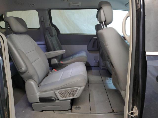 Photo 11 from auction – 2010 CHRYSLER TOWN & COU with VIN 2A4RR5D15AR423056