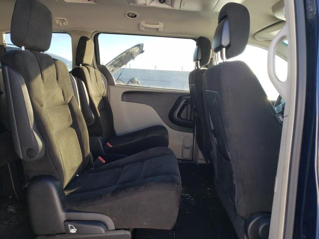 Photo 11 from auction – 2016 CHRYSLER TOWN & COU with VIN 2C4RC1BG3GR101094