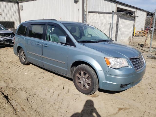 Photo 4 from auction – 2010 CHRYSLER TOWN & COU with VIN 2A4RR5D17AR348036