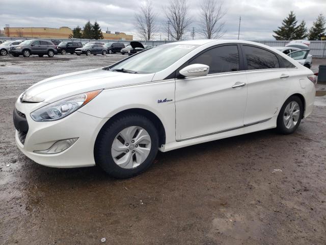 HYUNDAI SONATA HYB 2015 with VIN KMHEC4A40FA123897 - Photo from auction