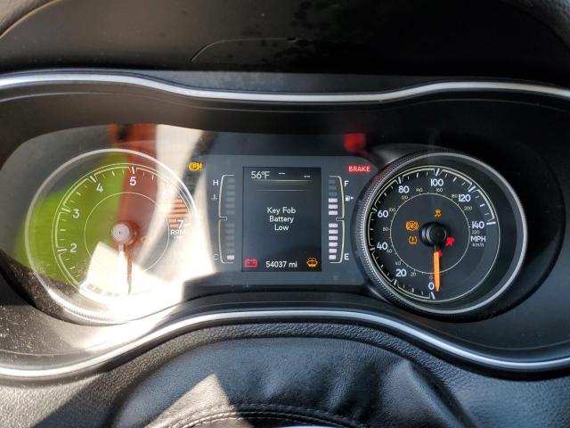 Photo 9 from auction – 2019 JEEP CHEROKEE L with VIN 1C4PJLLB0KD110987