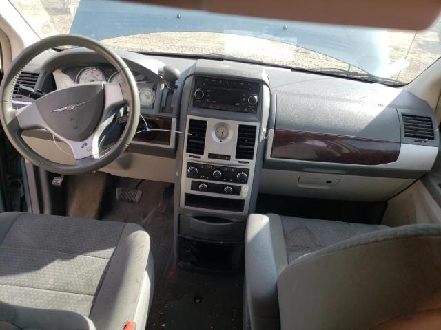 Photo 8 from auction – 2010 CHRYSLER TOWN & COU with VIN 2A4RR5D17AR348036