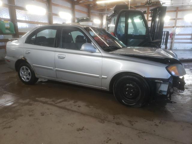 Photo 4 from auction – 2004 HYUNDAI ACCENT GL with VIN KMHCG45CX4U511972