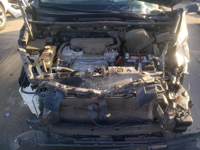 Photo 12 from auction – 2018 TOYOTA RAV4 with VIN JTMZFREV8JJ202563