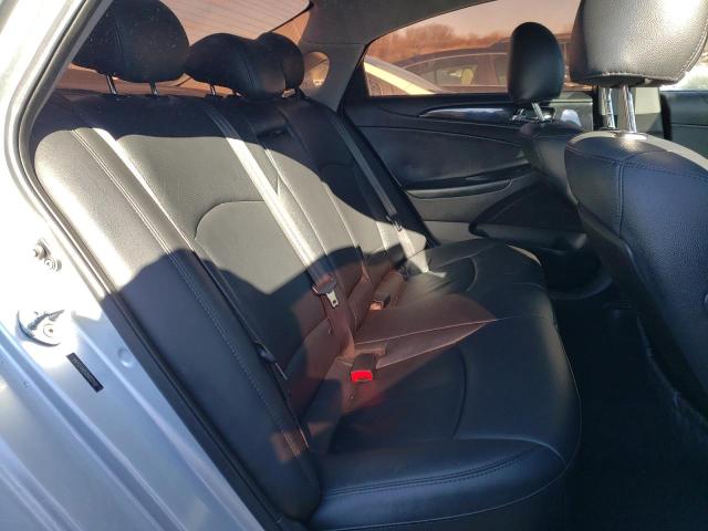 Photo 10 from auction – 2013 HYUNDAI SONATA SE with VIN 5NPEC4AB5DH610750