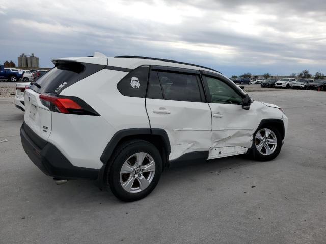 Photo 3 from auction – 2020 TOYOTA RAV4 XLE with VIN JTMP1RFV7LD066187