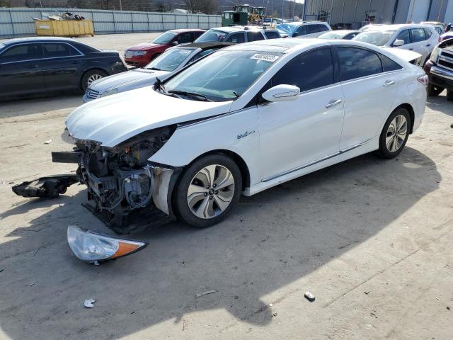 HYUNDAI SONATA HYB 2015 with VIN KMHEC4A41FA132351 - Photo from auction