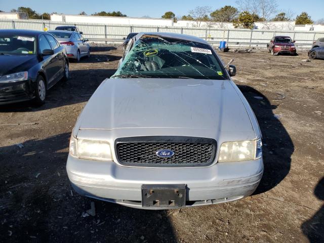 Photo 5 from auction – 2003 FORD CROWN VICT with VIN 2FAFP72W73X116484