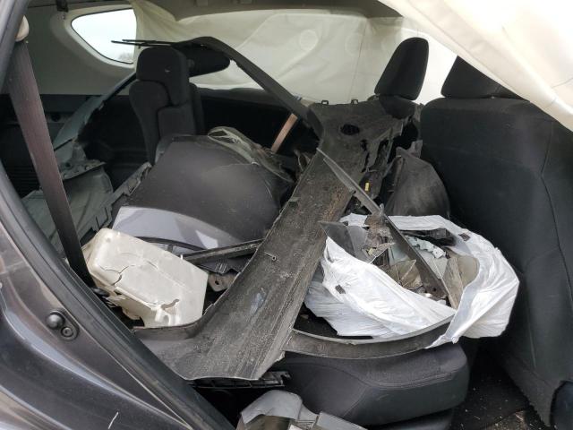 Photo 11 from auction – 2015 TOYOTA RAV4 LE with VIN JTMZFREV9FJ033189