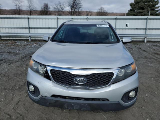 Photo 5 from auction – 2011 KIA SORENTO EX with VIN 5XYKUDA29BG104049