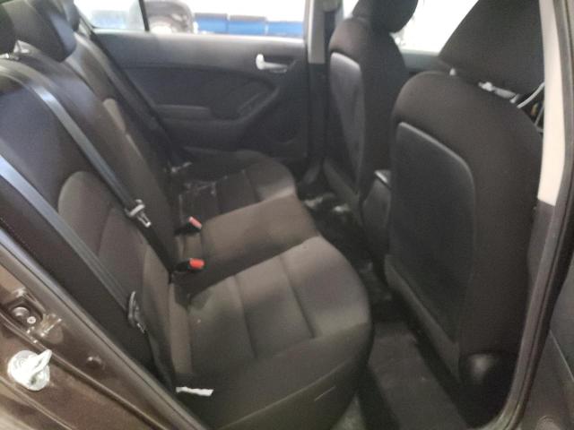 Photo 10 from auction – 2017 KIA FORTE LX with VIN 3KPFK4A76HE145943