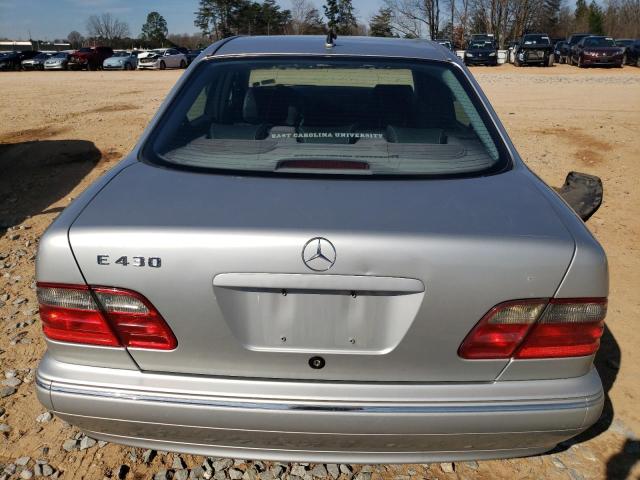 Photo 6 from auction – 2002 MERCEDES-BENZ E 430 with VIN WDBJF70J82B420003