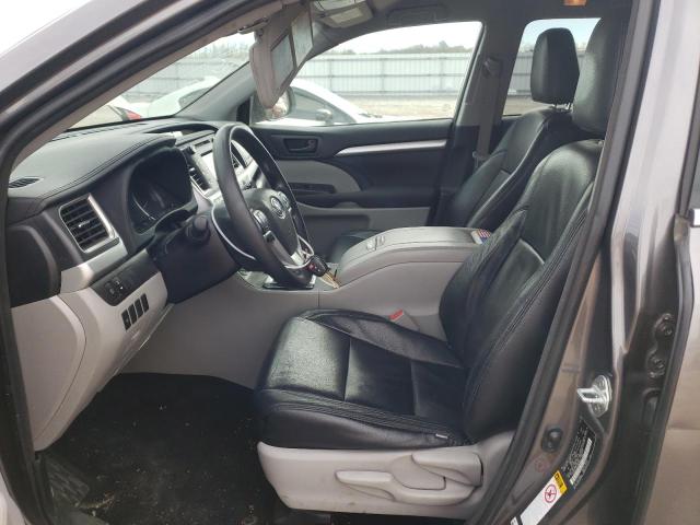Photo 7 from auction – 2018 TOYOTA HIGHLANDER with VIN 5TDBZRFH7JS906046