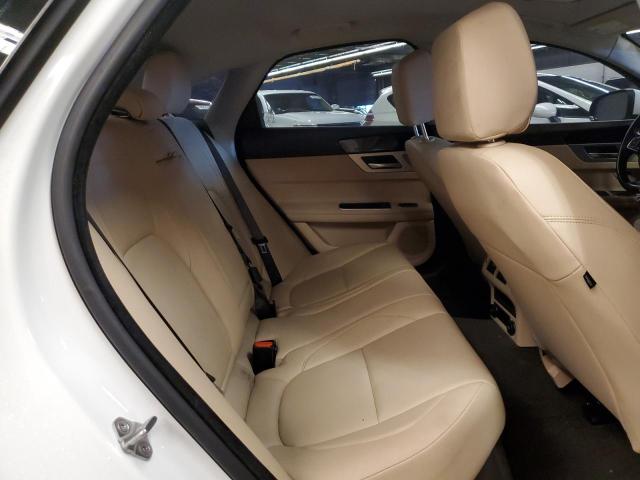 Photo 10 from auction – 2016 JAGUAR XF PREMIUM with VIN SAJBD4BV9GCY09617