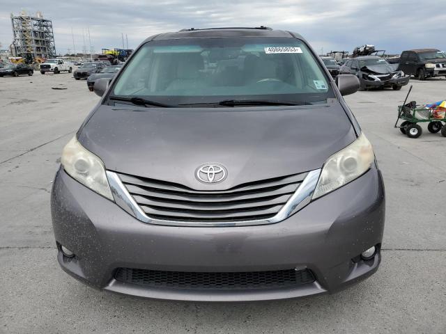 Photo 5 from auction – 2011 TOYOTA SIENNA XLE with VIN 5TDYK3DC7BS014125
