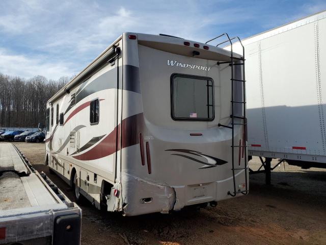 Photo 3 from auction – 2014 FORD F53 with VIN 1F66F5DY1E0A03943