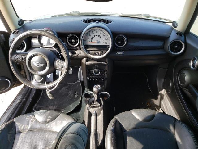 Photo 8 from auction – 2011 MINI COOPER S C with VIN WMWZG3C50BTY30732