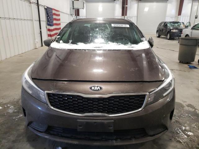Photo 5 from auction – 2017 KIA FORTE LX with VIN 3KPFK4A76HE145943