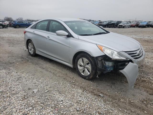 Photo 4 from auction – 2014 HYUNDAI SONATA GLS with VIN 5NPEB4AC0EH818984