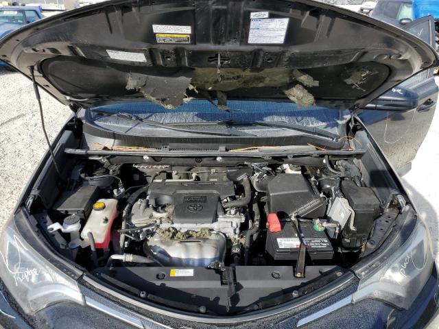 Photo 11 from auction – 2018 TOYOTA RAV4 LE with VIN 2T3ZFREV2JW437252